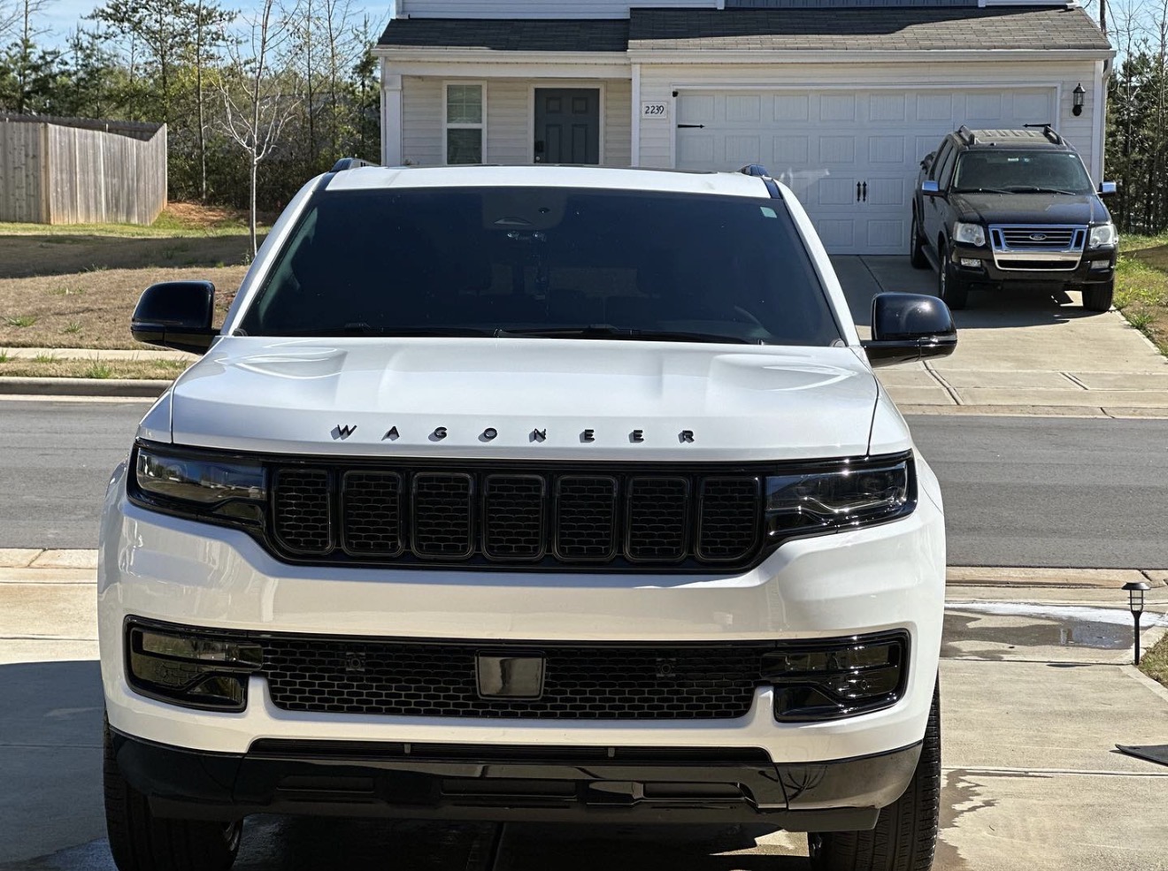 Detailed white Wagoneer from the front